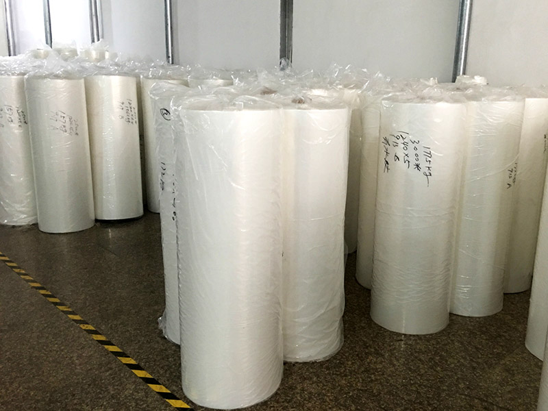 尼龍塑料膜會(huì)不會(huì)導(dǎo)電？導(dǎo)電性能！